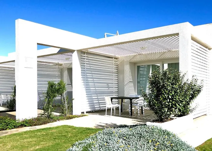 Isa-residence With Swimming-pool In Near The Famous La Pelosa-beach Stintino