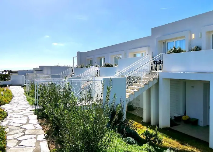 Isa-residence With Swimming-pool In Near The Famous La Pelosa-beach